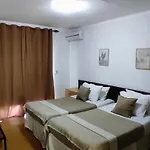 Residencial Do Rita Em Rio Caldo Locanda *