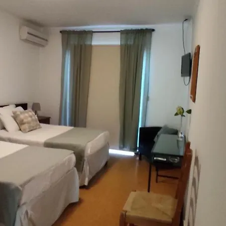 Residencial Do Rita Em Rio Caldo *