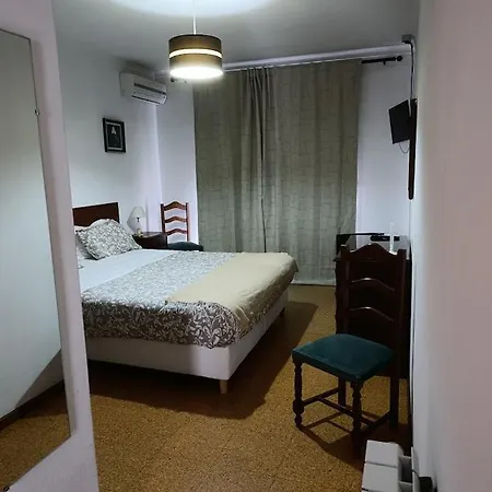 Residencial Do Rita Em Rio Caldo Inn