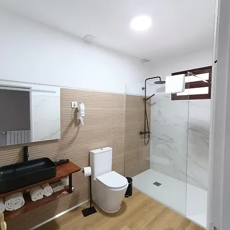 Herberg Residencial Do Rita Em Rio Caldo *