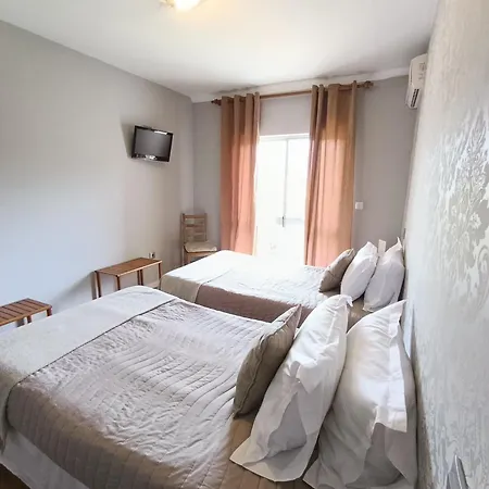 Residencial Do Rita Em Rio Caldo Estalagem Gerês