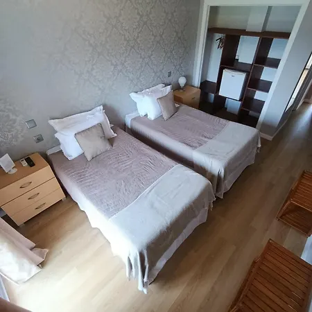 Residencial Do Rita Em Rio Caldo Geres