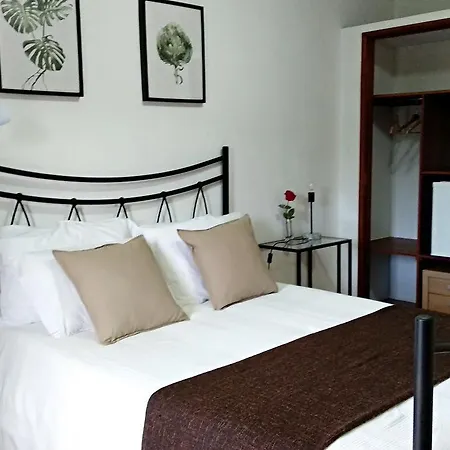 Residencial Do Rita Em Rio Caldo Inn