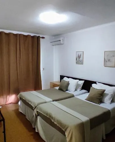 Residencial Do Rita Em Rio Caldo אורחן *