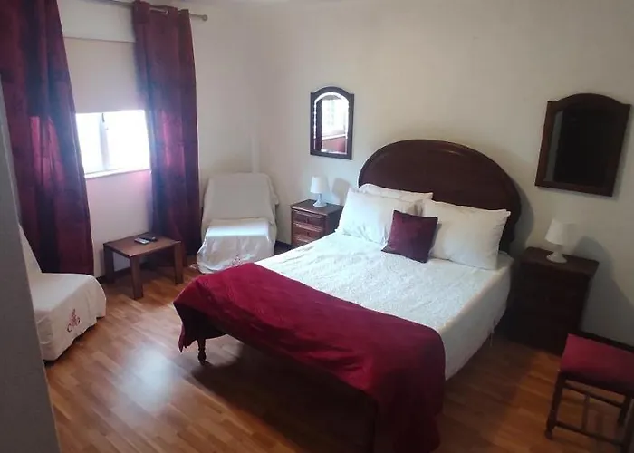 Residencial Do Rita Em Rio Caldo Geres