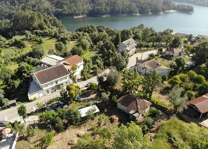 Residencial Do Rita Em Rio Caldo ג'רס